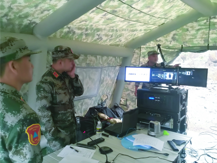 pc and soidiers in the tent